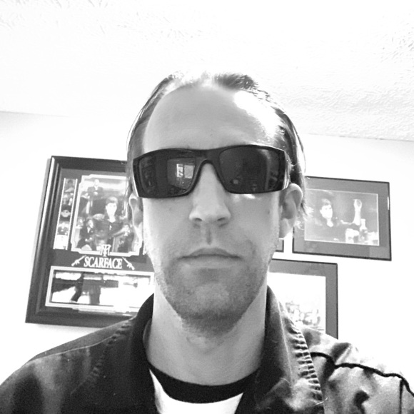 Welcome to my closet & have a look inside!👀 - Picture 1 of 1